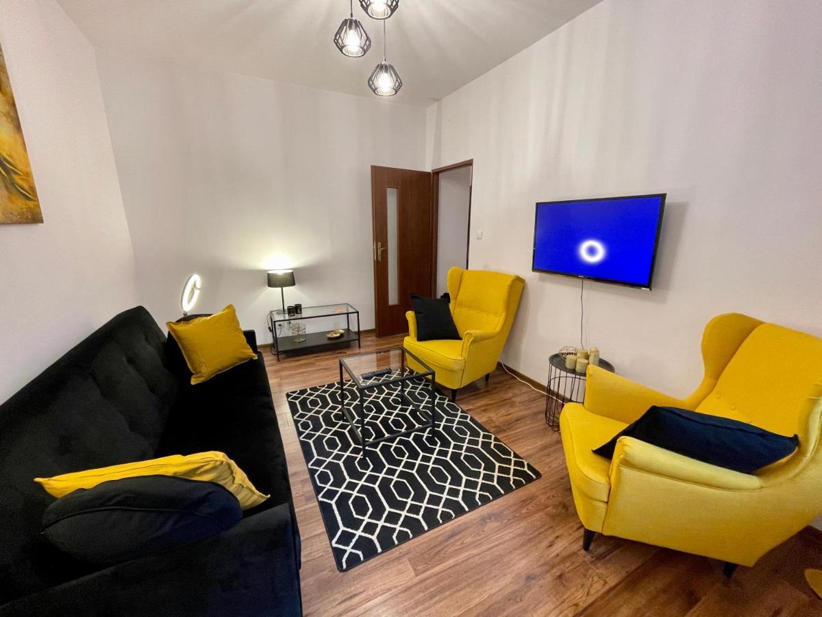 Diamond Metro Wifi 300 Mbs 70'Tv Netflix Hbo Appletv+ Appartement Warschau Buitenkant foto