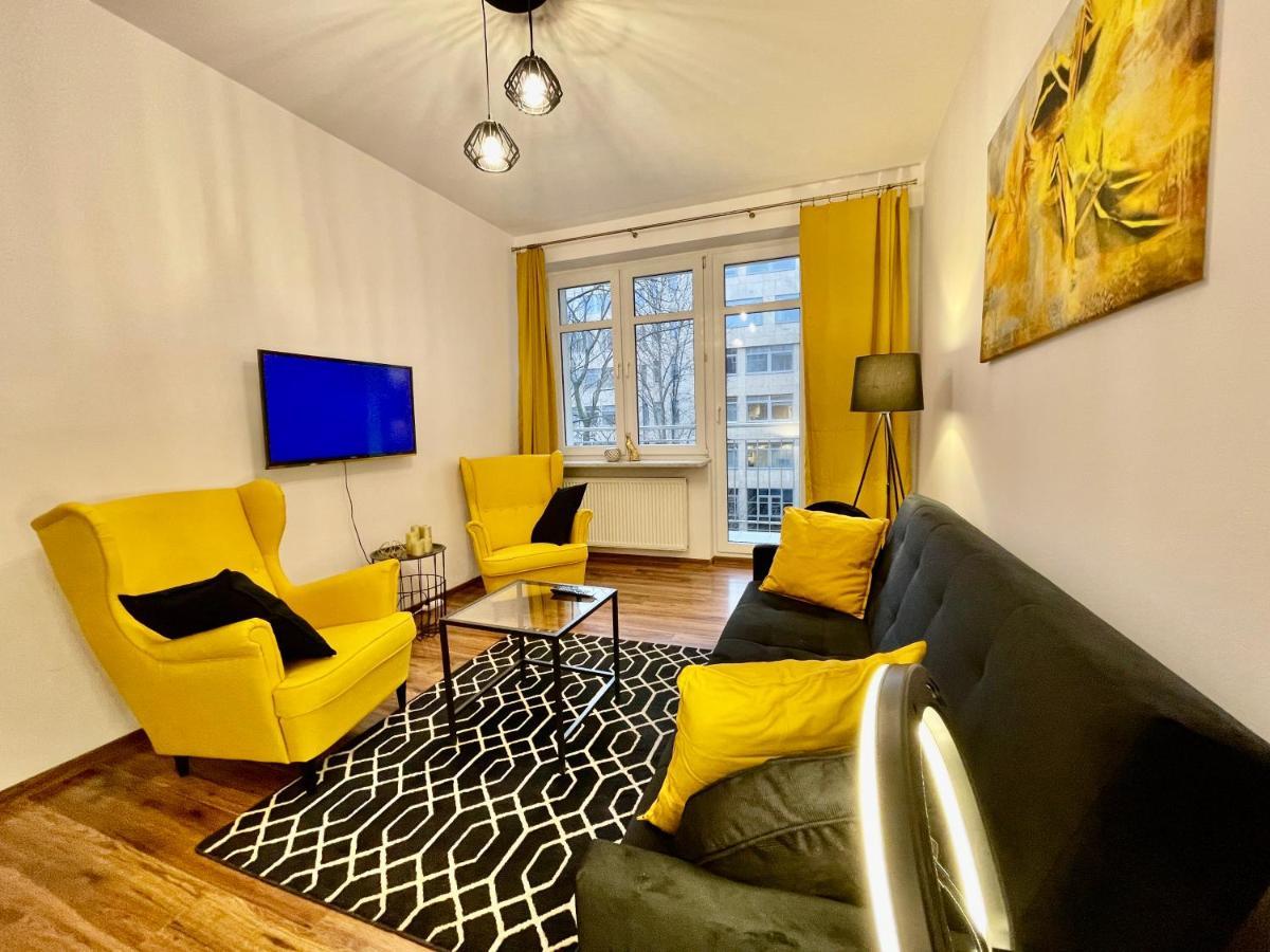 Diamond Metro Wifi 300 Mbs 70'Tv Netflix Hbo Appletv+ Appartement Warschau Buitenkant foto